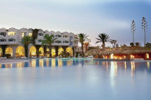 4-Sterne-Urlaub-zum-3-Sterne-Preis-lti-Mahdia-Beach-Foto-Jahn-Reisen-300×200