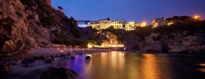 ALH-Bellevue-view-from-the-beach_4_klein-300×116