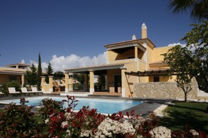 Cascade-Resort-Villa-Algarve-300×200