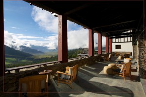 GANTE-GOENPA-LODGE-GANTE-BHUTAN-RL3B9379-300×200