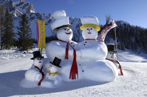 Hochpustertal_freizeit_winter_schneemannfamilie_006_helmut_rier_-300×199