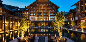 Hotel-Abend-300×148