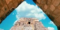 Imposantes-Zeugnis-der-Maya-–-die-Tempelanlagen-von-Uxmal-Foto-DERTOUR-194×300-1