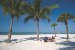 Lighthouse-Beach-Fort-Myers-Foto-Tourist-Board-Lee-County-300×199