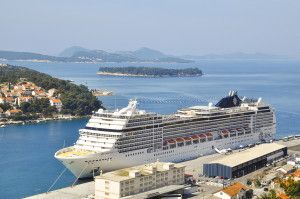 MSC1013206_Schiff_MSC_Magnifica-300×1991