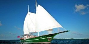 Malediven.-Tauchkreuzfahrt.-SY-Dream-Voyager-300×1992