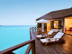 Robinson-Maledives-2-300×2252
