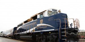 Rocky-Mountaineer-Copyright-Armstrong-Group-300×199