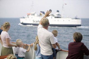 Scandlines-bietet-Familientickets-für-Fußgänger-erstmals-auch-für-die-Vogelfluglinie-Puttgarden-Rødby-an-300×199