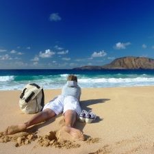 Strand-Geheimtipps-auf-Lanzarote-Bildnachweis-Turismo-Lanzarote-300×225