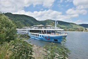 TUI-Flusskreuzfahrten-sind-heute-die-moderne-Form-einer-Städtereise-und-liegen-absolut-im-Trend-300×200