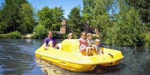Tretboot-Foto-alltours-300×197