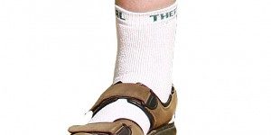 Typisch-Deutsch-Weiße-Socken-300×246