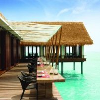 Türkises-Wasser-und-Traumstrände-OneOnly-Reethi-Rah-300×202