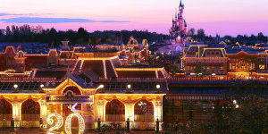 disney_land-Quelle-Disneyland-Paris-300×200